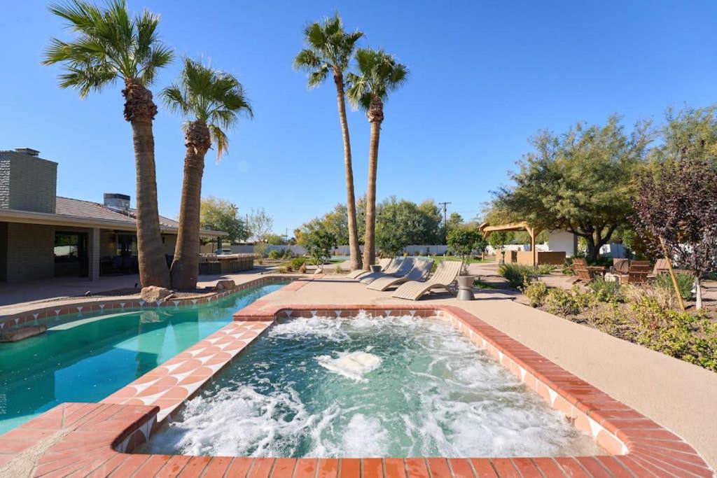 Photo of Others in Paradise Valley Village