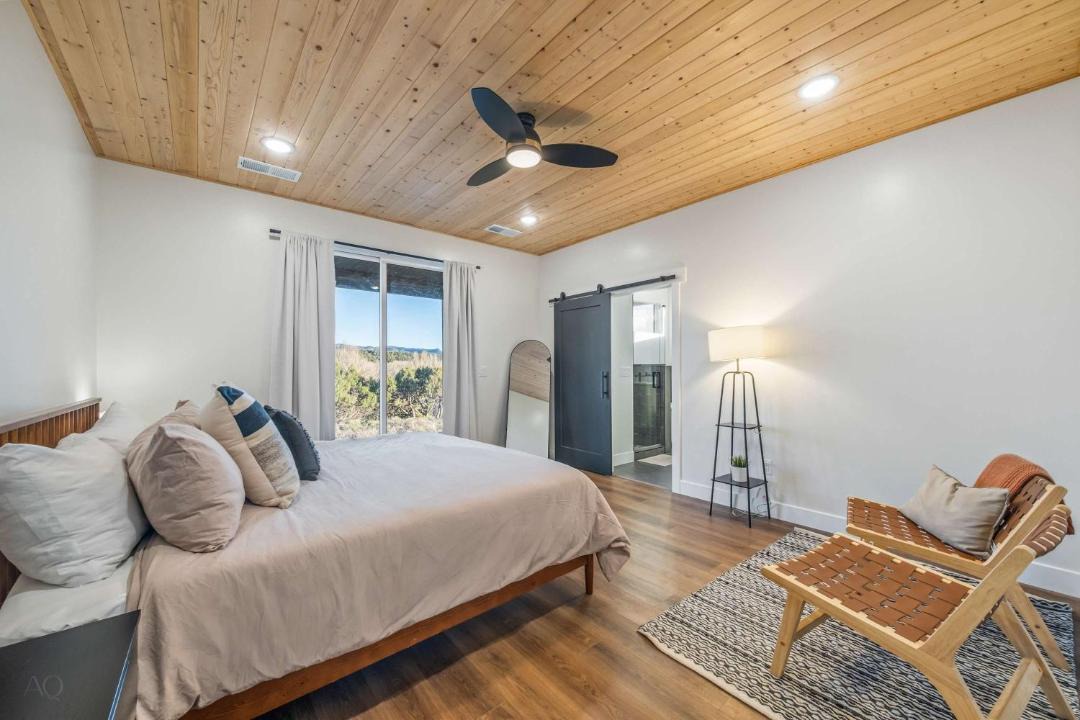 Photo of Bedroom in Hatch