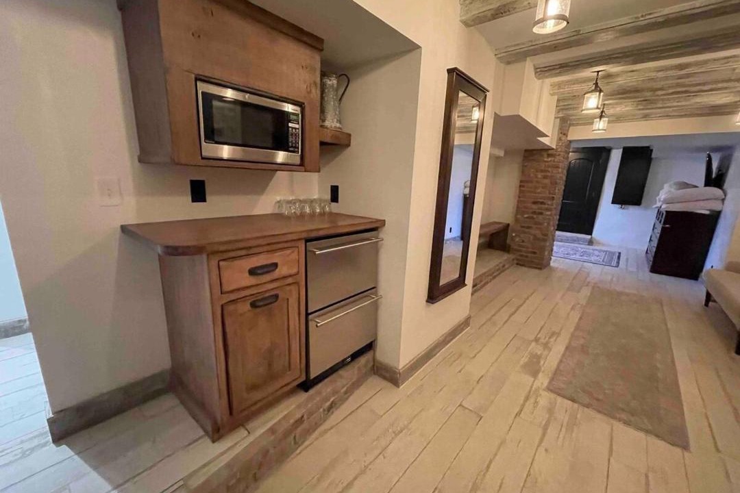 Photo of Kitchen in Dundee-Happy Hollow Historic District