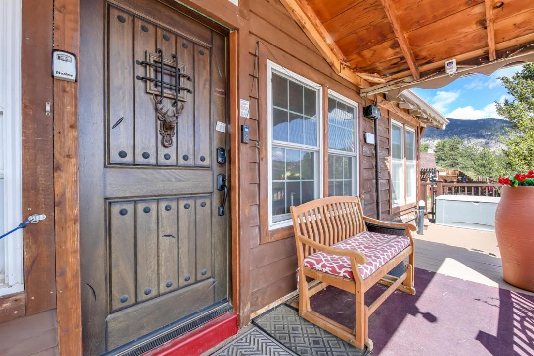 Photo of Patio Balcony in Estes Park
