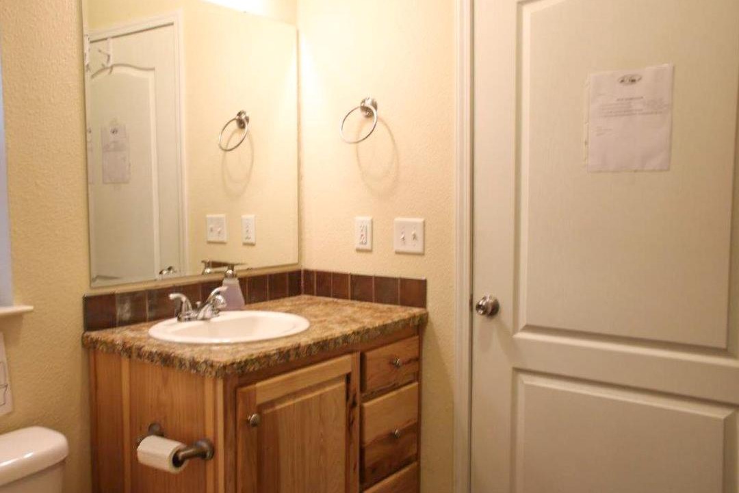 Photo of Bathroom in West Yellowstone
