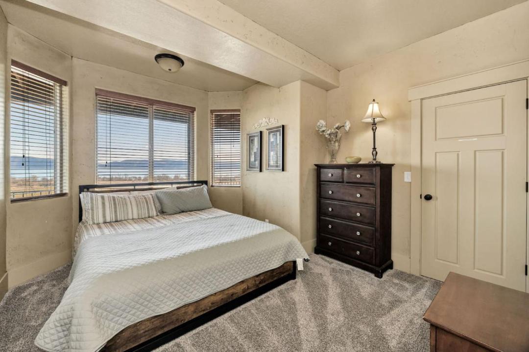 Photo of Bedroom in Garden City