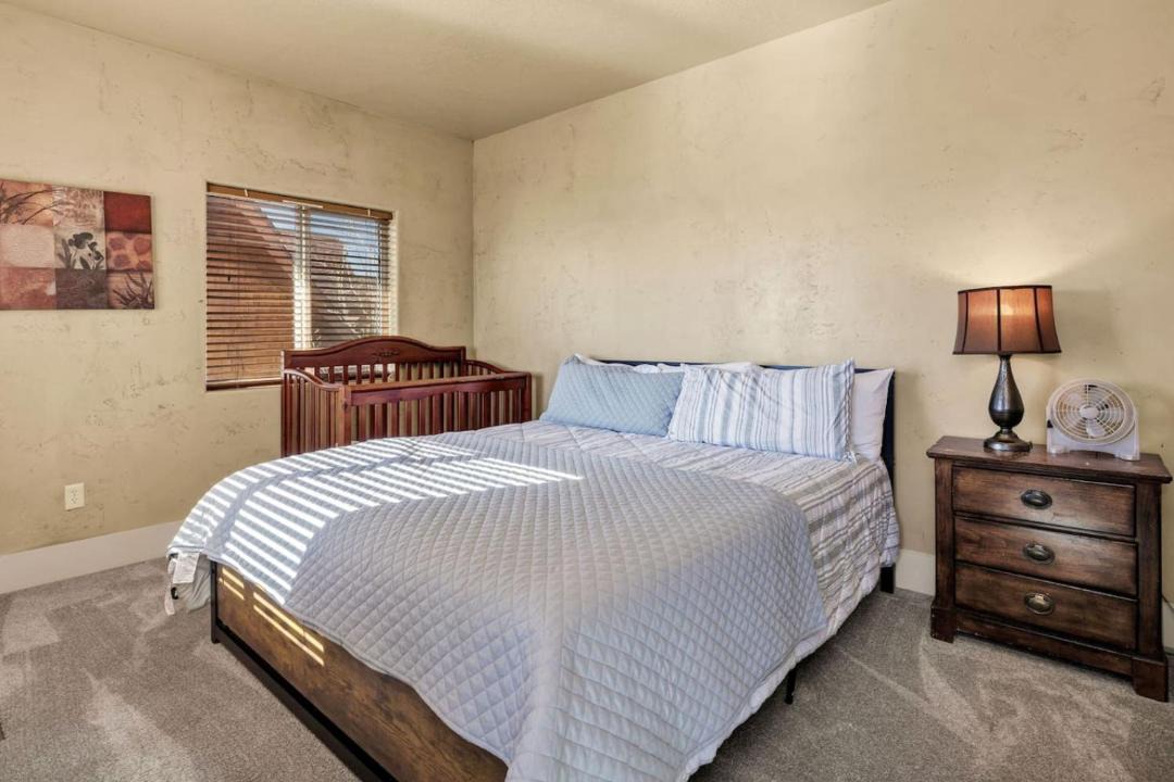 Photo of Bedroom in Garden City