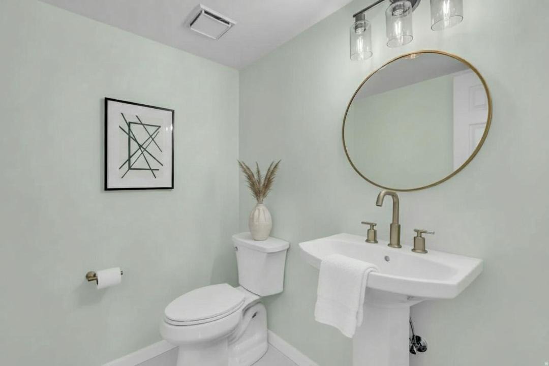 Photo of Bathroom in Historic District