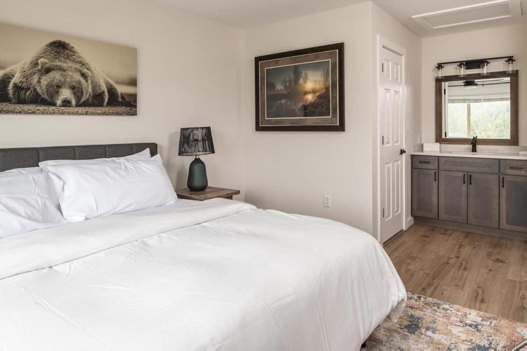 Photo of Bedroom in Big Sky