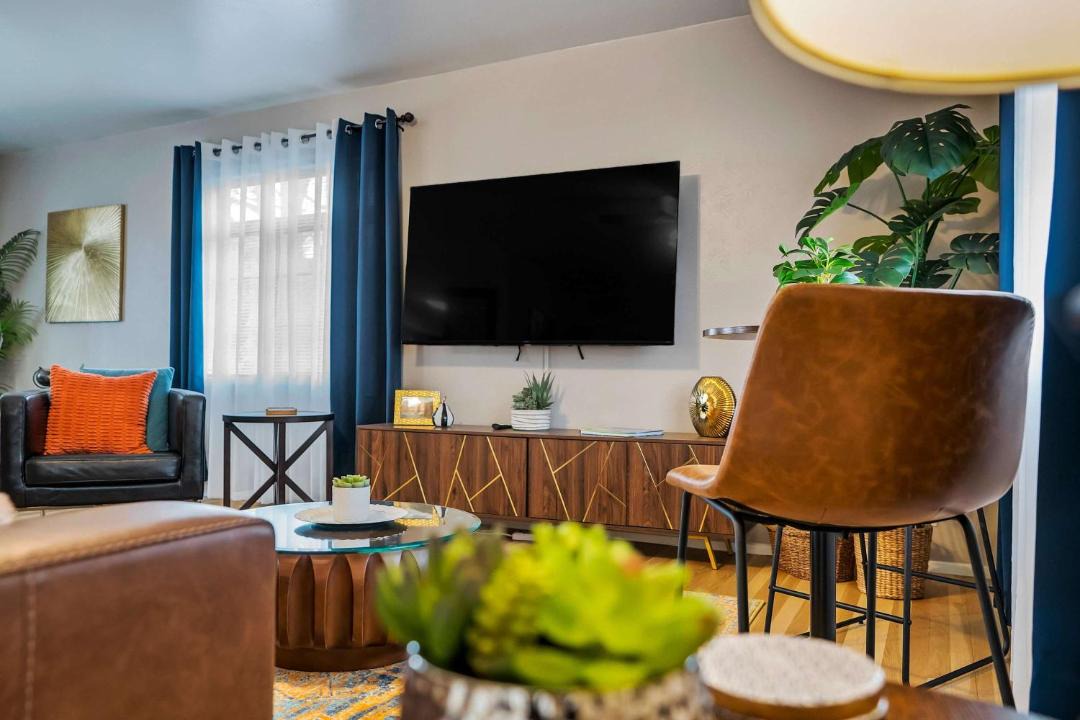 Photo of Livingroom in East Colorado Springs