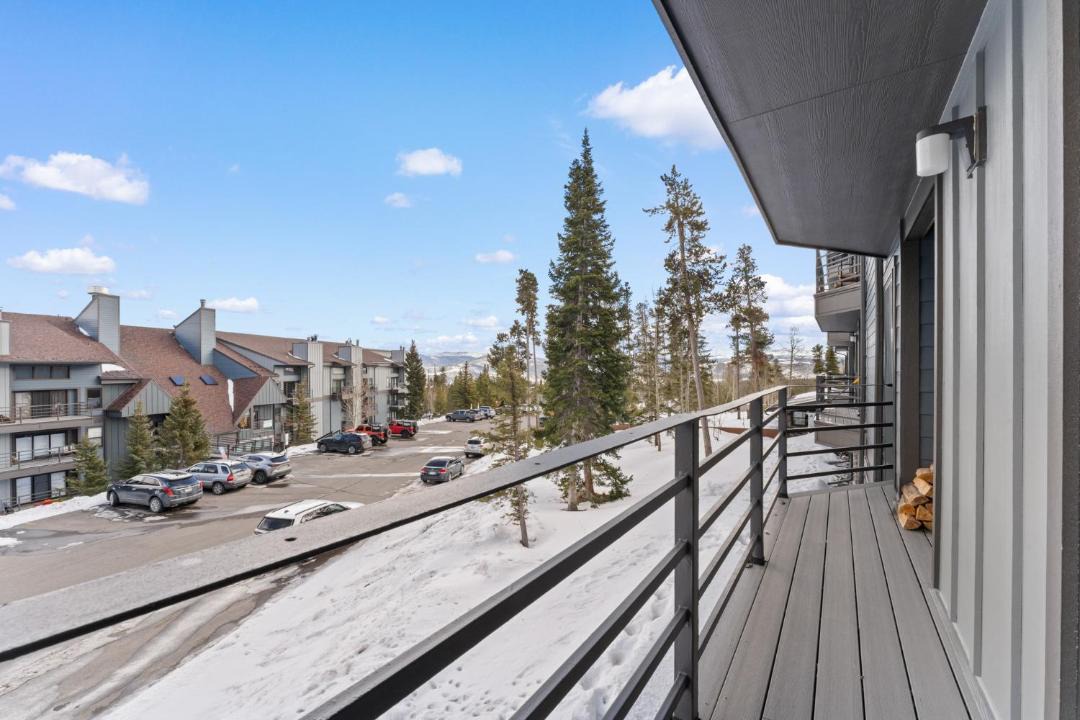 Photo of Patio Balcony in Wildernest