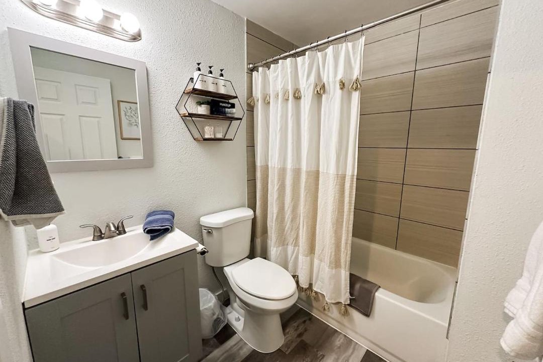 Photo of Bathroom in West Valley
