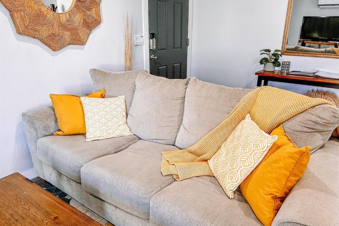 Photo of Livingroom in West Valley