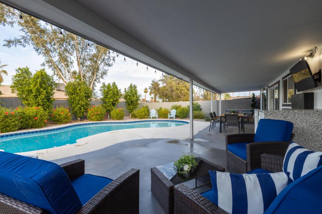 Photo of Patio Balcony in Paradise Valley Village