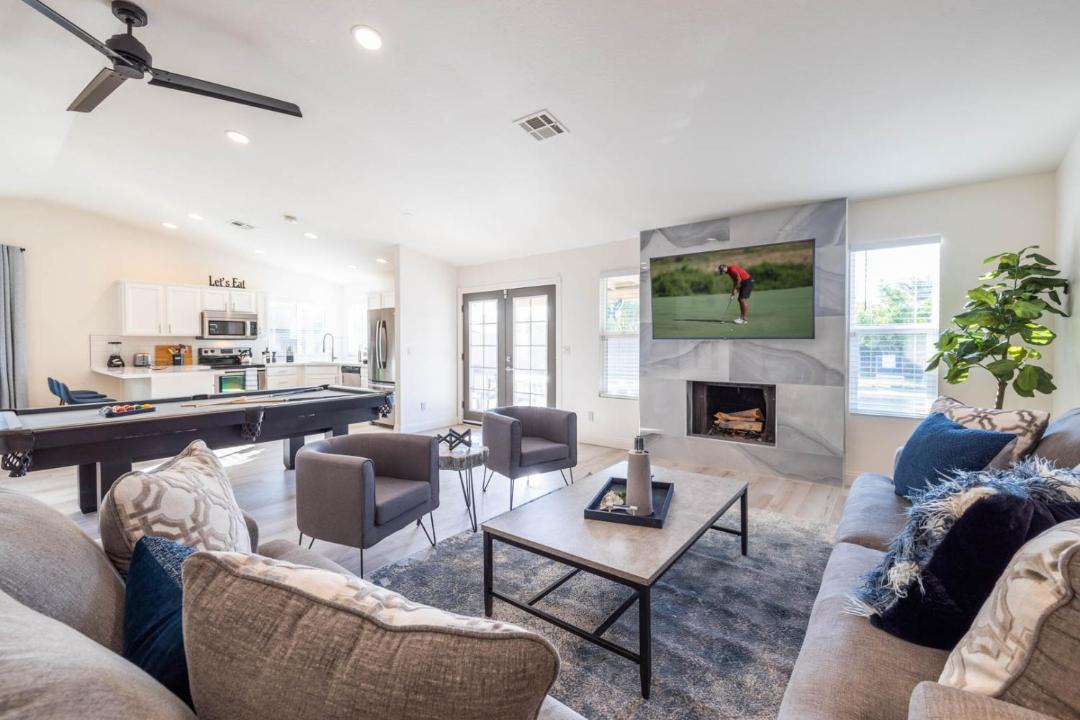 Photo of Livingroom in Casa Rica