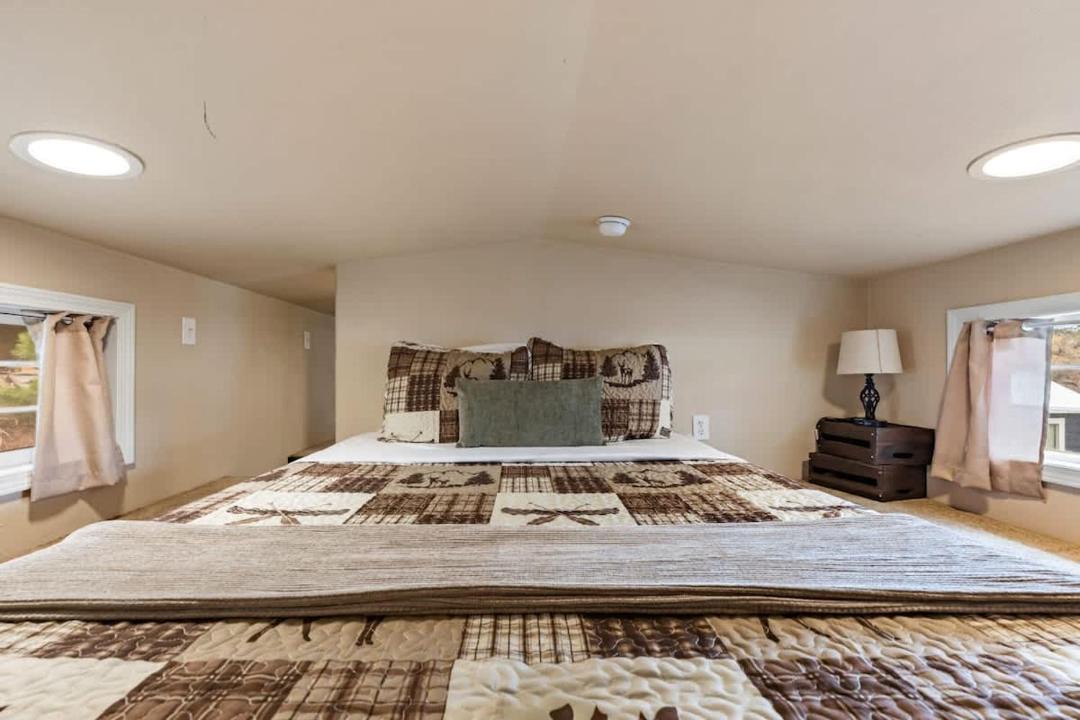 Photo of Bedroom in Woodland Park