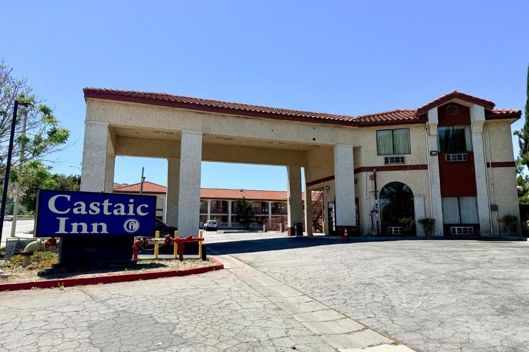 Photo of Others in Castaic