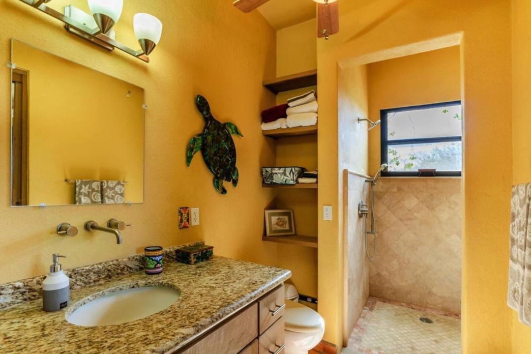Photo of Bathroom in Los Barriles
