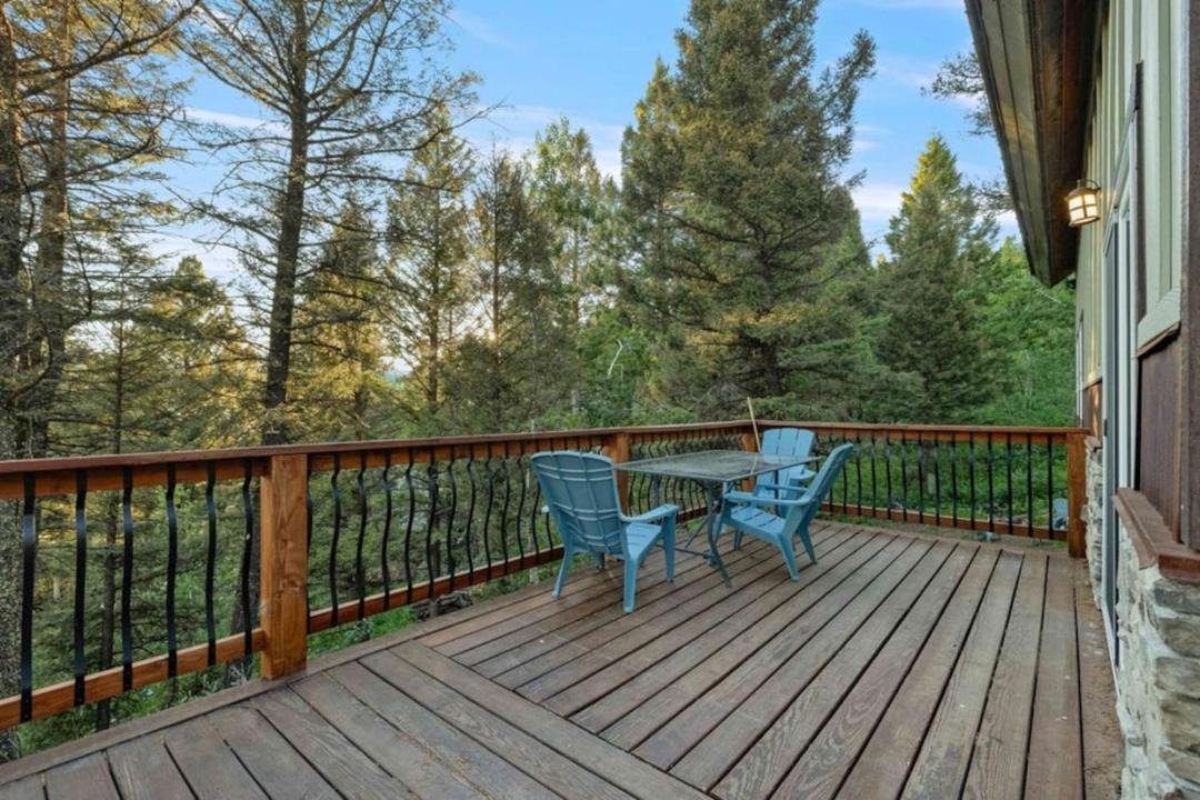 Photo of Patio Balcony in Island Park