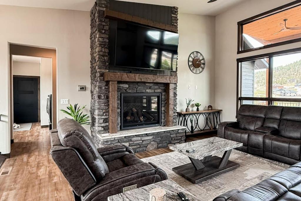 Photo of Livingroom in Sturgis
