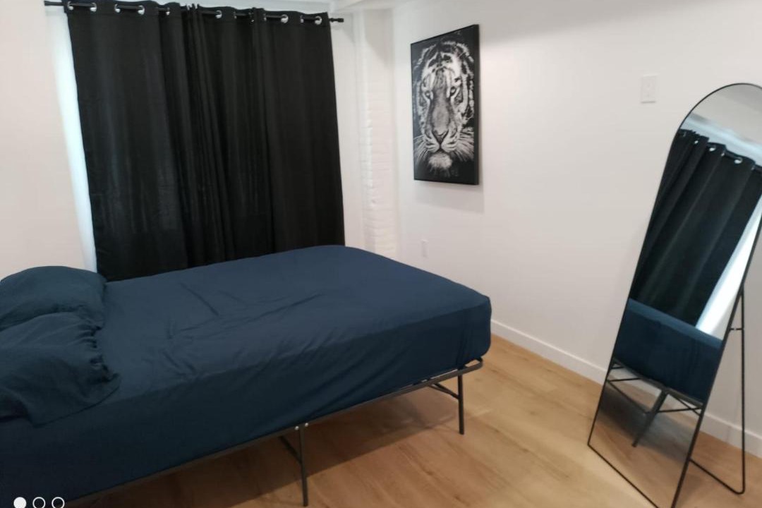 Photo of Bedroom in Los Angeles