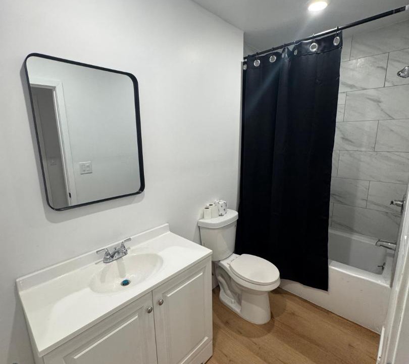Photo of Bathroom in Los Angeles