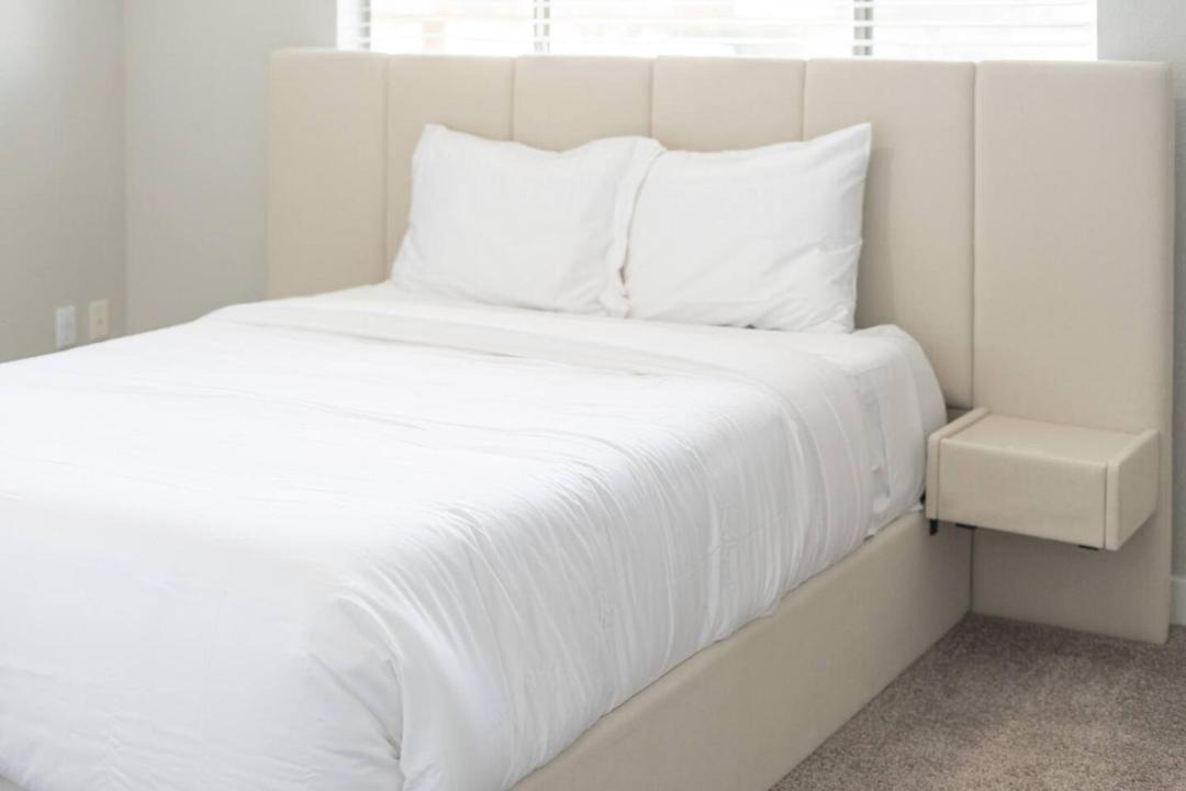 Photo of Bedroom in McDowell Mountain Apartments