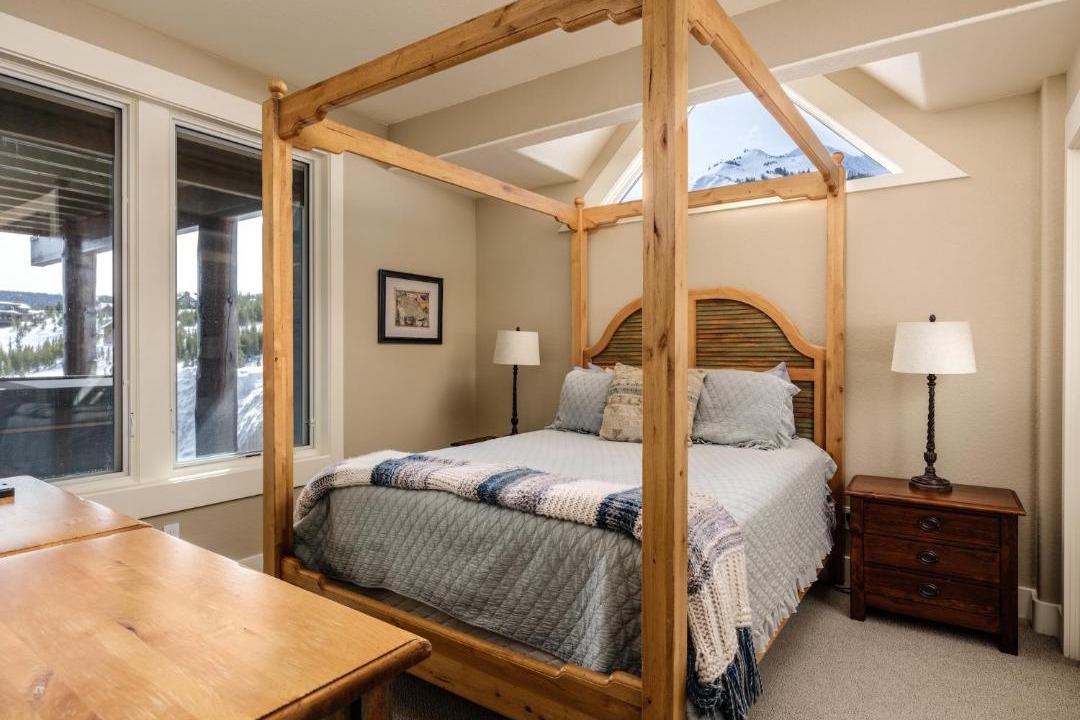 Photo of Bedroom in Saddle Ridge