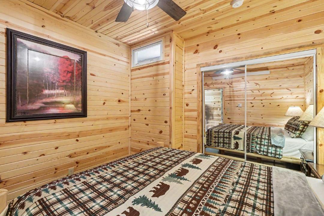 Photo of Bedroom in Keystone
