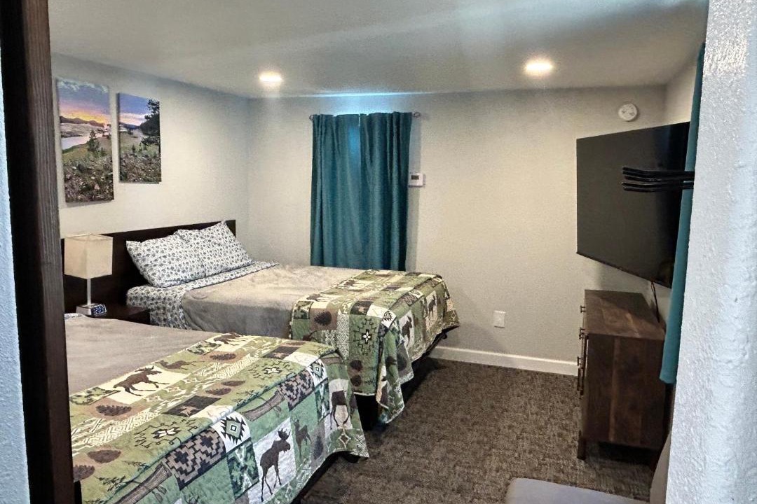 Photo of Bedroom in Saratoga