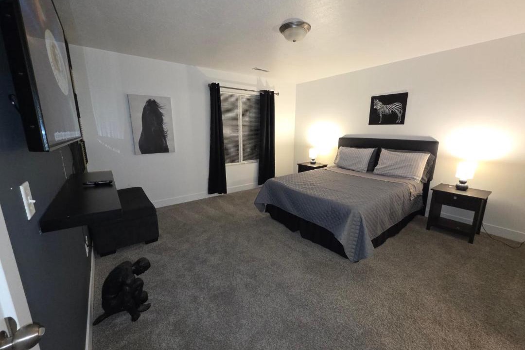 Photo of Bedroom in Eagle Mountain
