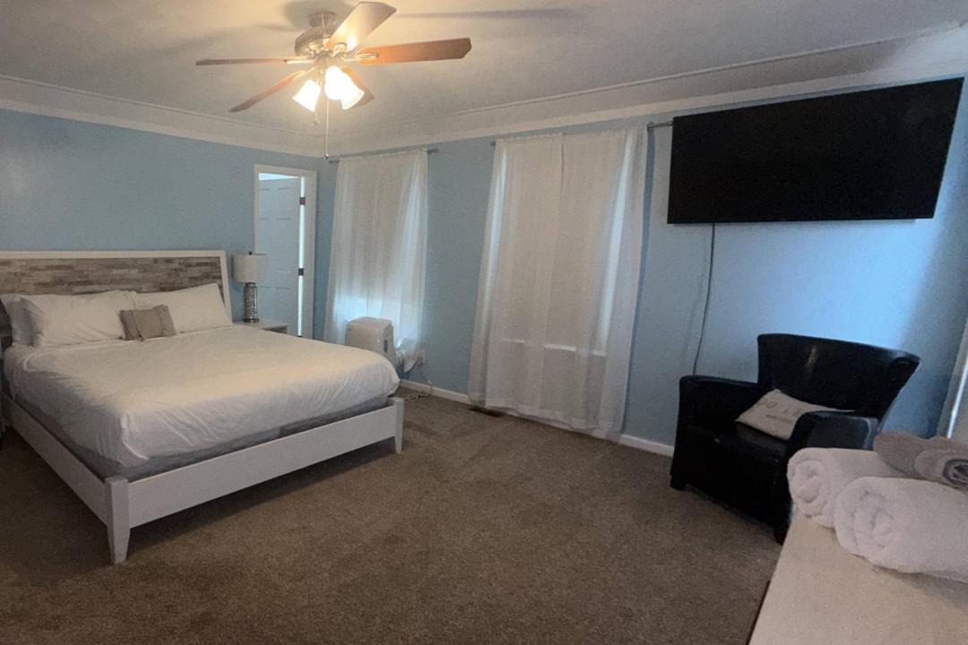Photo of Bedroom in Gleneagle