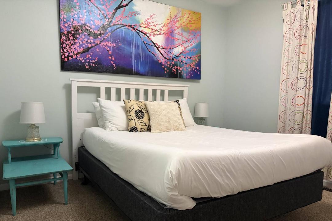 Photo of Bedroom in Gleneagle