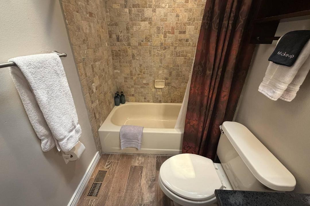 Photo of Bathroom in Gleneagle