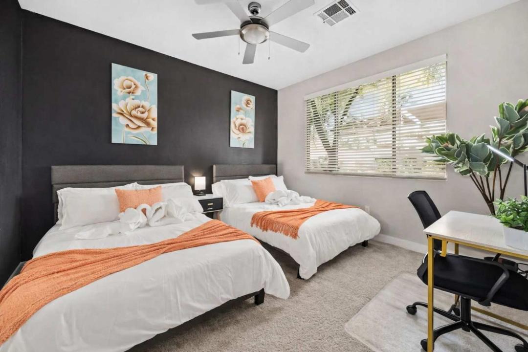 Photo of Bedroom in McDowell Mountain Apartments