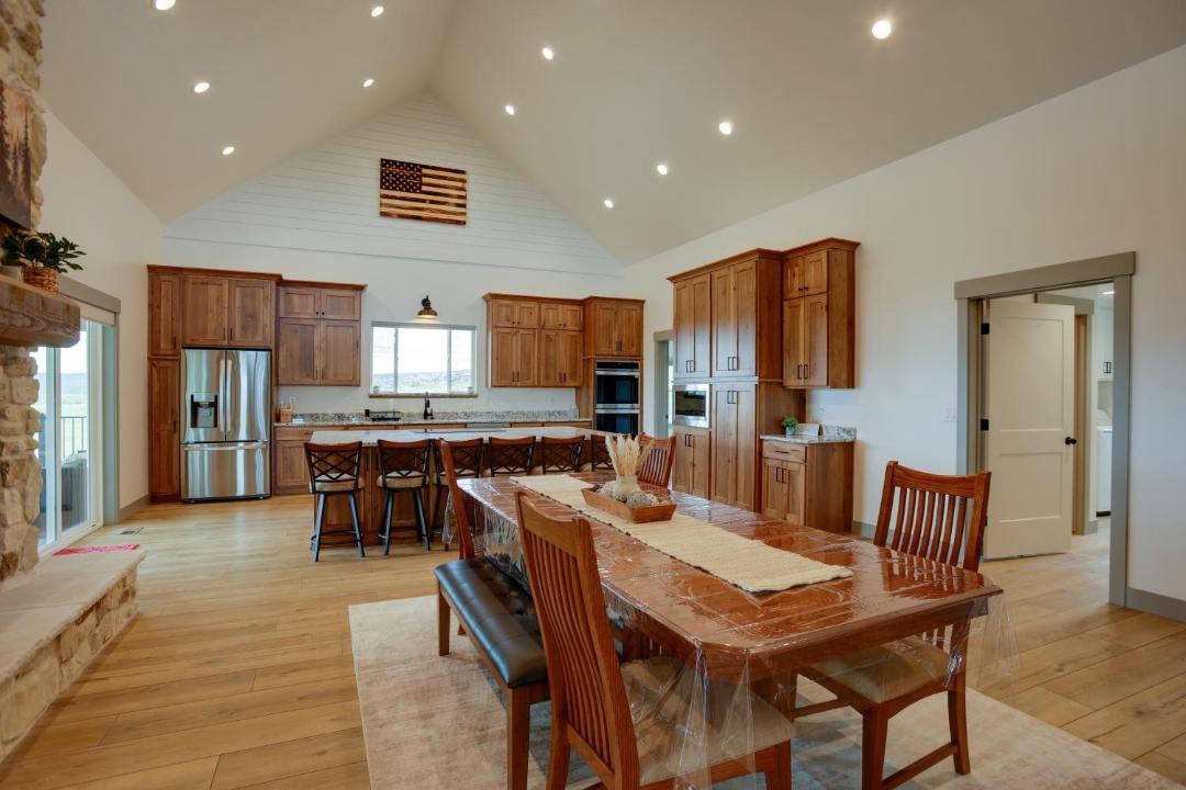 Photo of Kitchen in Cherimoya Hill