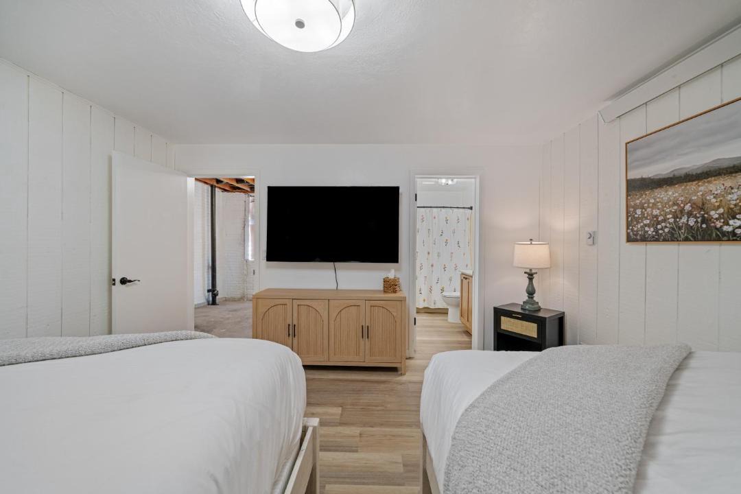 Photo of Bedroom in West Yellowstone