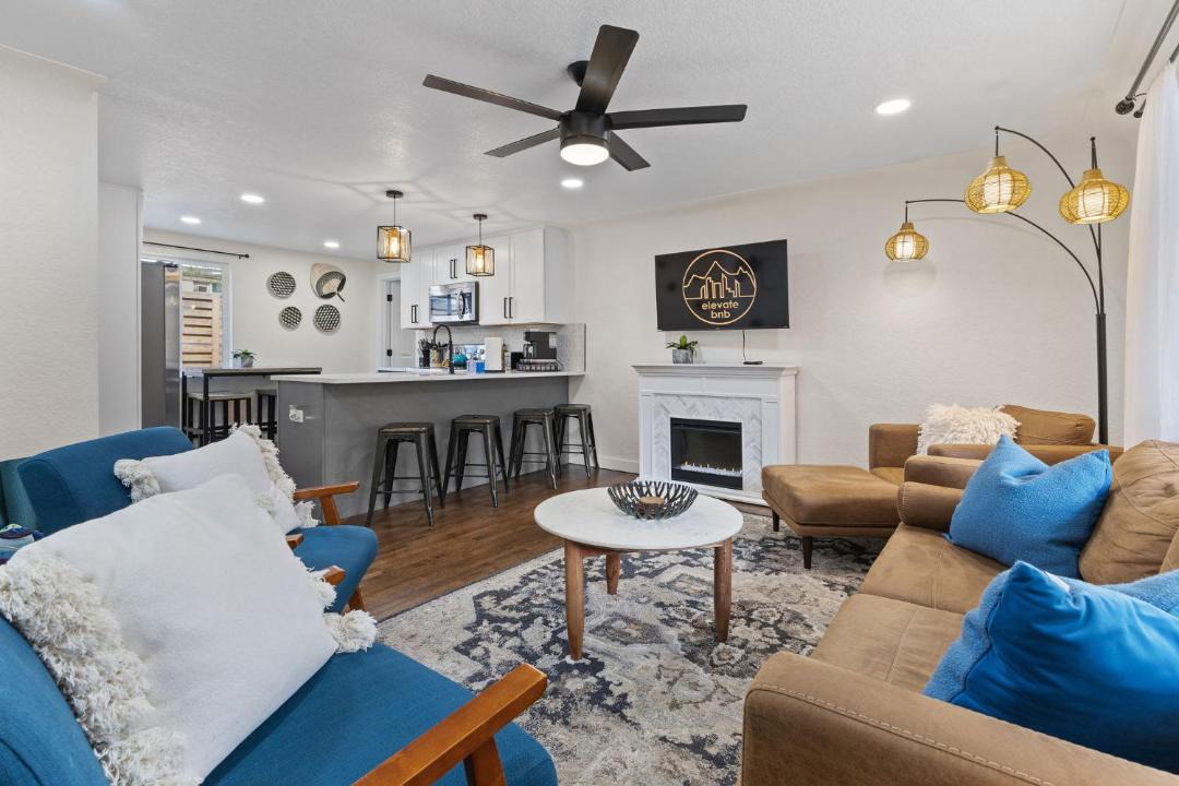 Photo of Livingroom in Lakewood