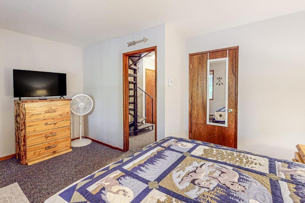 Photo of Bedroom in Whitefish