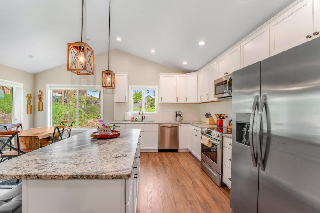Photo of Kitchen in Lakeside