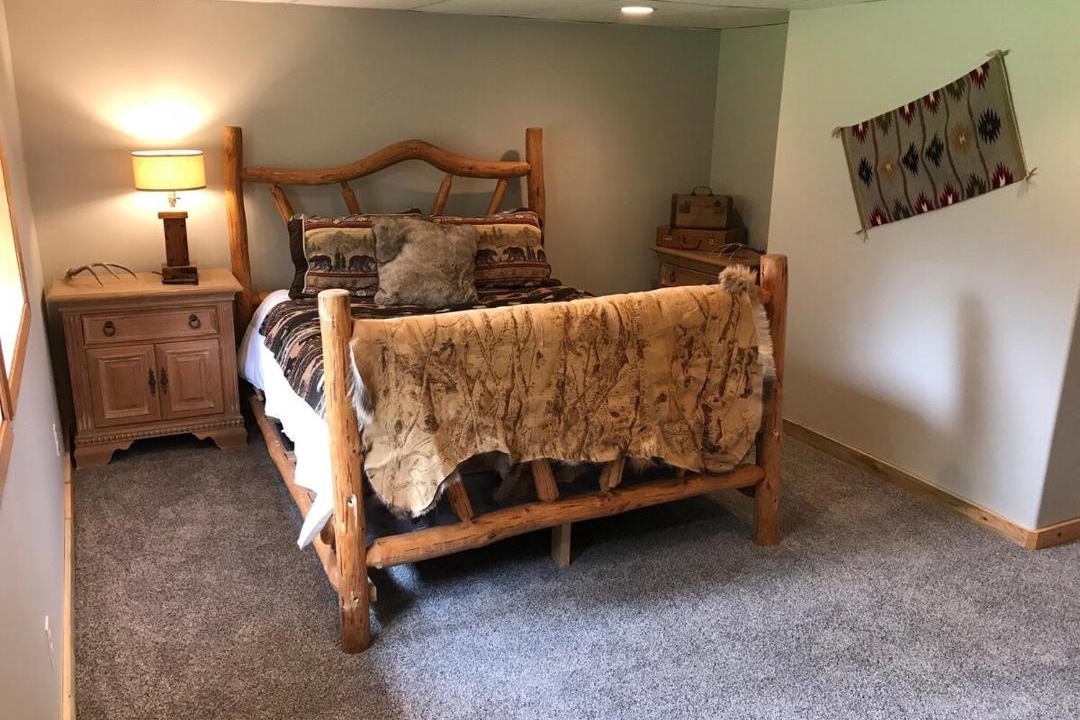 Photo of Bedroom in Swan Lake