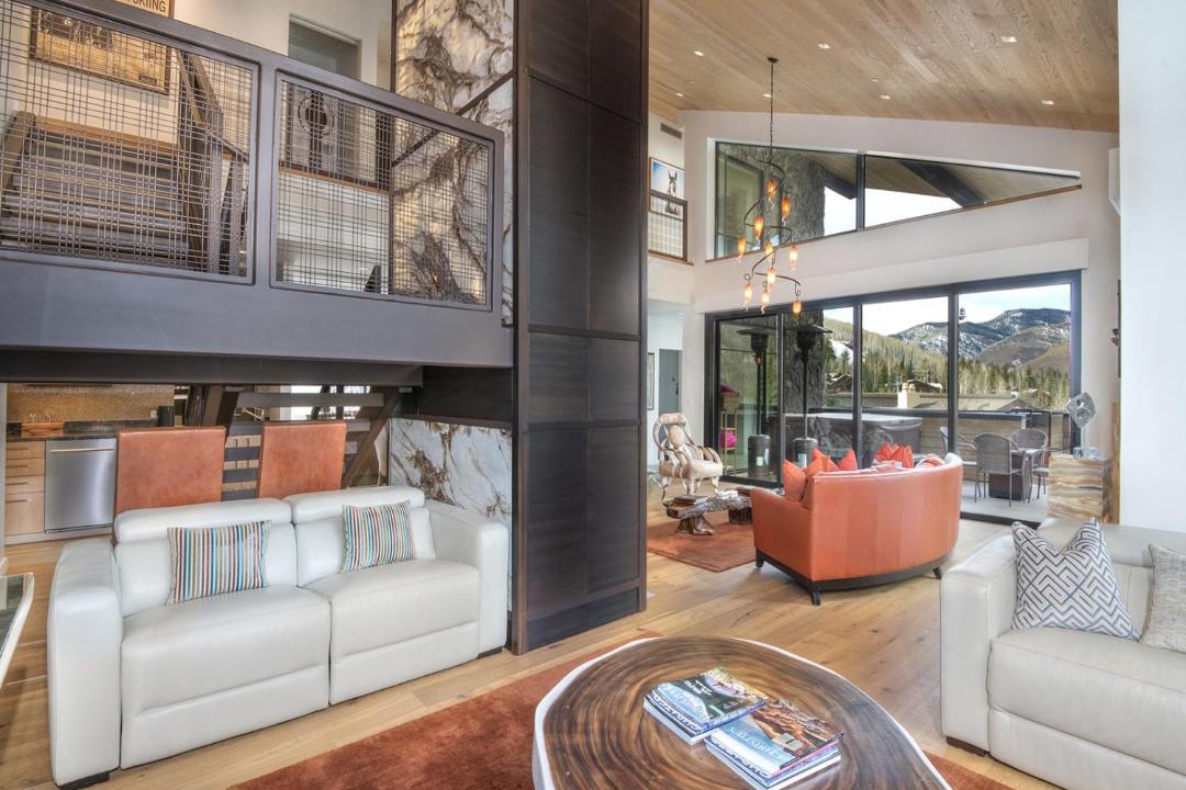 Photo of Livingroom in Golden Peak