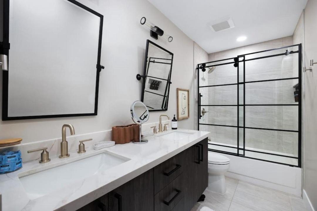 Photo of Bathroom in Avant