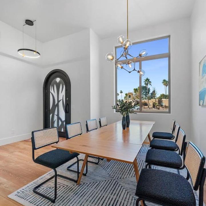 Photo of Livingroom in Paradise Valley Village