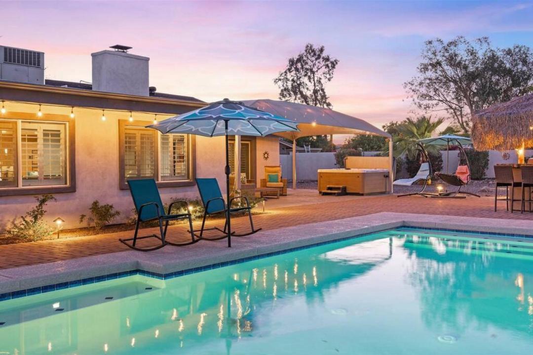 Photo of Others in Paradise Valley Village