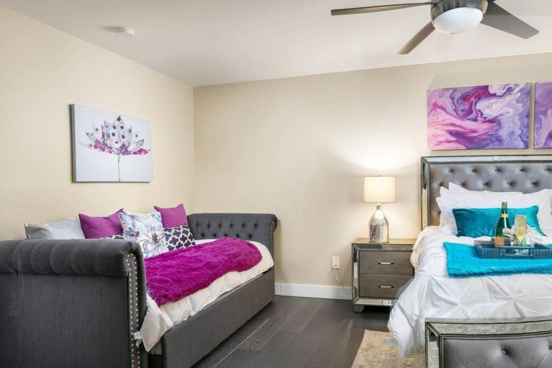 Photo of Bedroom in Paradise Valley Village