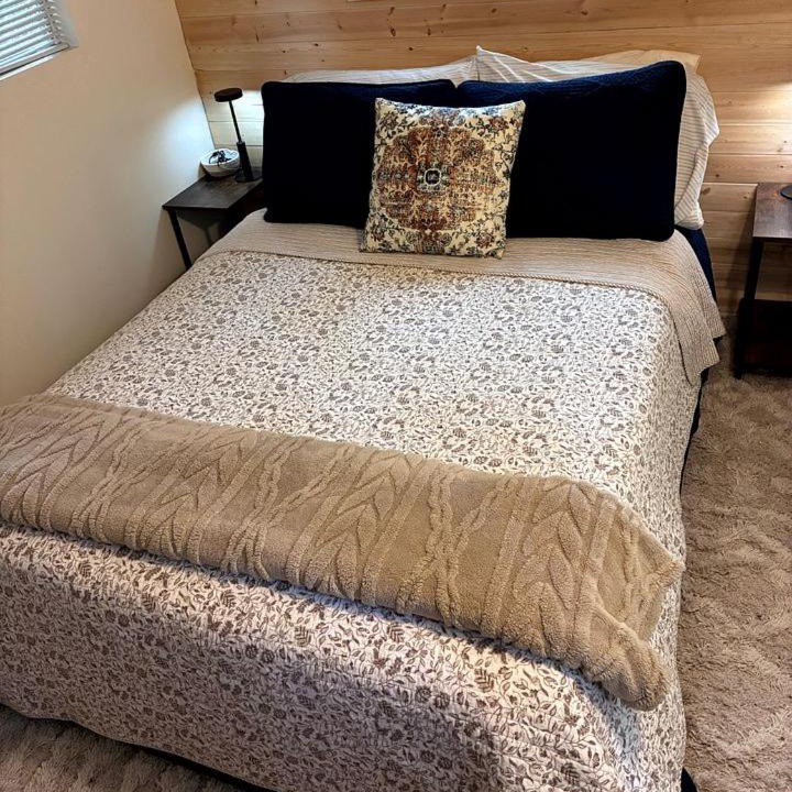 Photo of Bedroom in Clark Fork