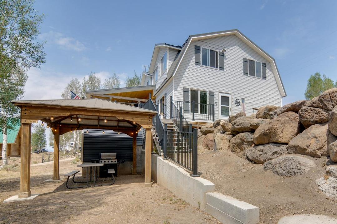 Photo of Others in Fish Lake