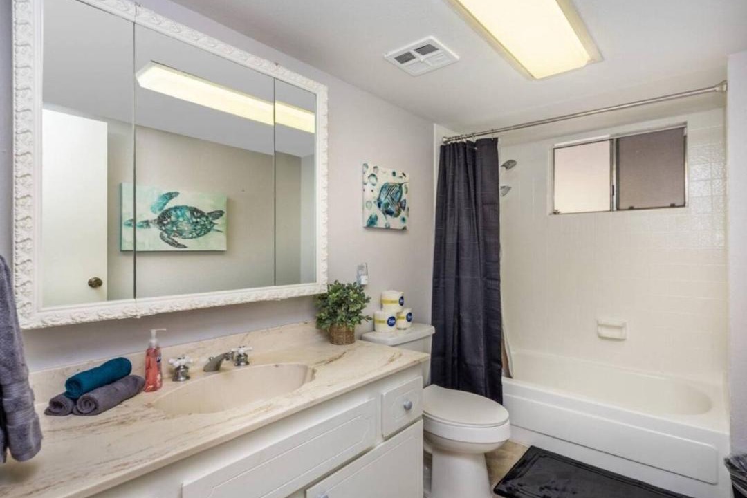 Photo of Bathroom in Chinatown