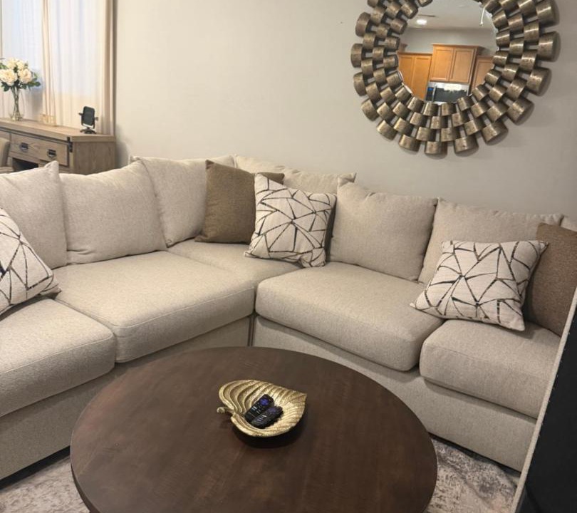 Photo of Livingroom in Sundance