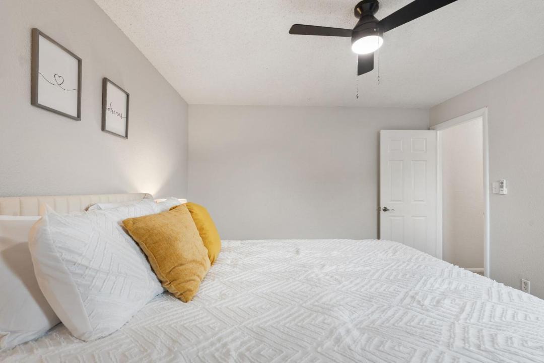 Photo of Bedroom in Cheyenne Meadows
