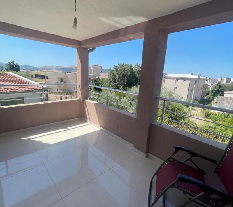 Photo of Patio Balcony in Burtaisi