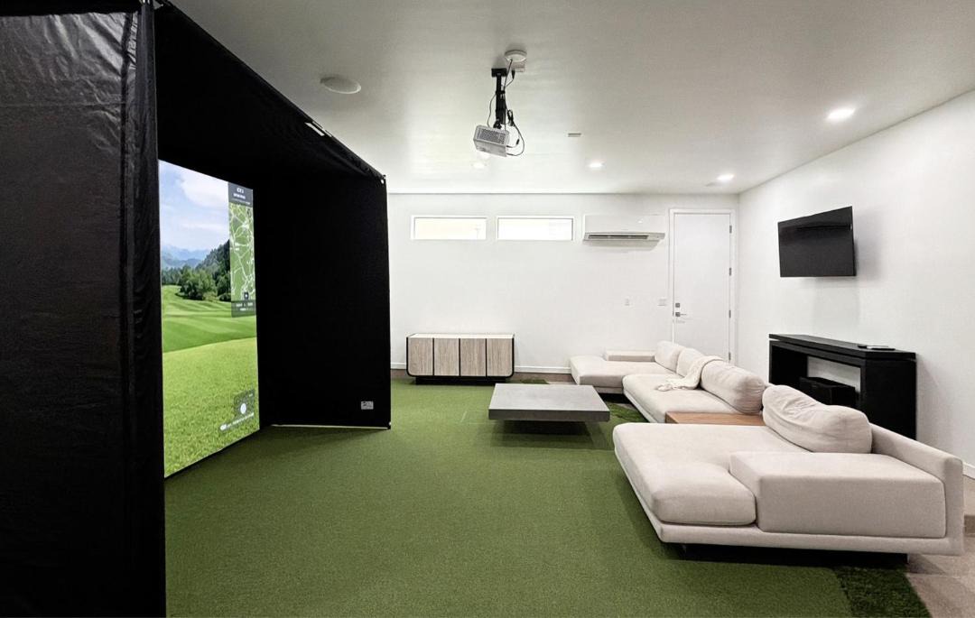 Photo of Livingroom in Paradise Valley Village