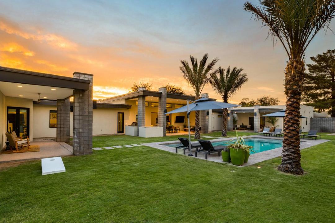 Photo of Others in Paradise Valley Village